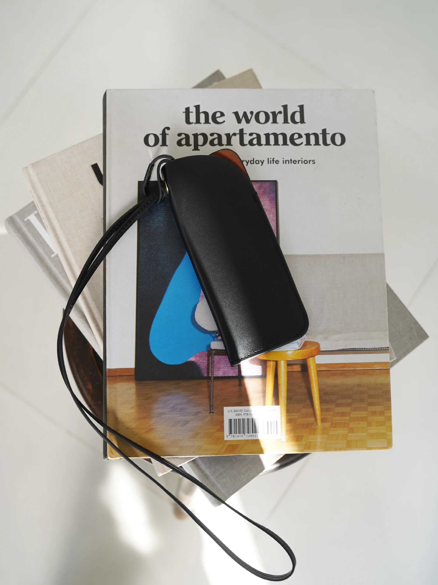 portable-ne-strap-leather-sunglasses-storage-bag-women's-cowhide-eyewear-case-faionable-and-convenient-optical-goods