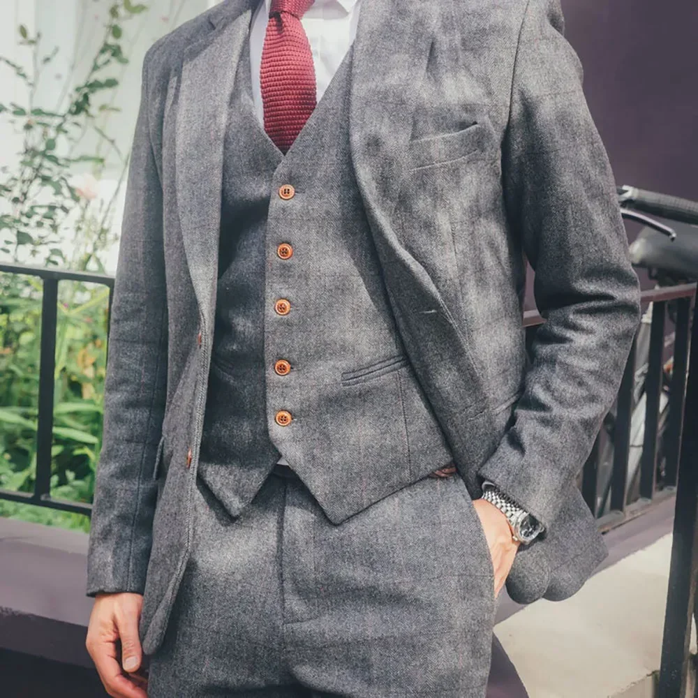 Abiti da uomo in lana a spina di pesce Retro Gentleman 3 pezzi Tweed Abiti da lavoro Giacca Gilet Pantaloni Sposo Smoking da sposa