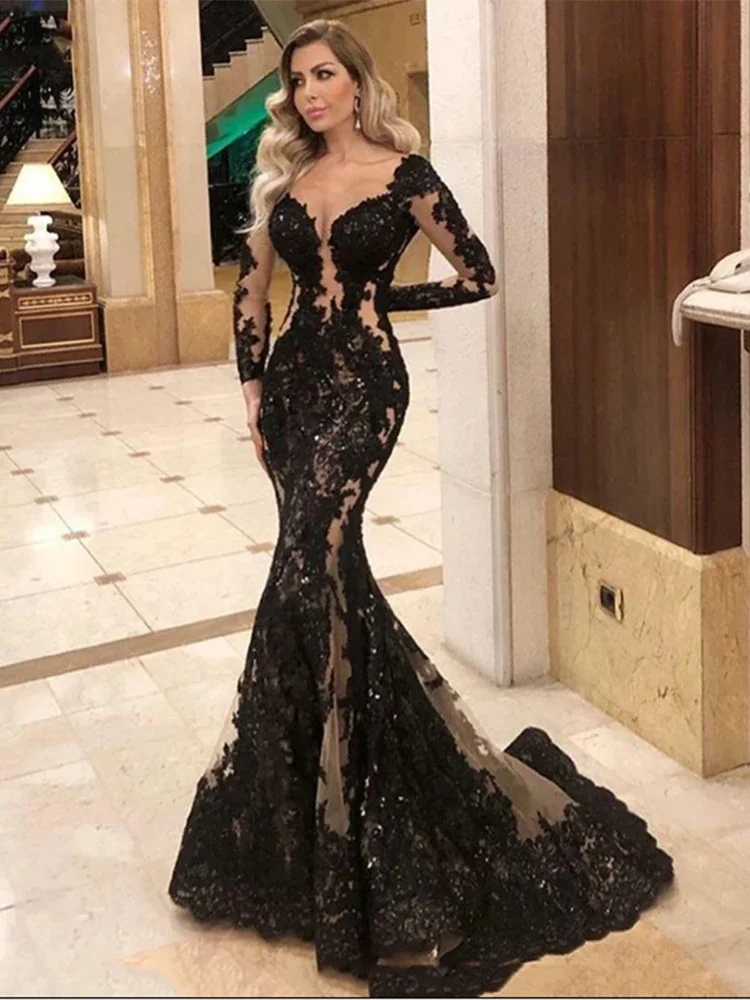 

Customized Sexy Black Lace Long Sleeves Mermaid Wedding Dresses Appliques V-neck Illusion Waist Bridal Gown Vestido De Novia