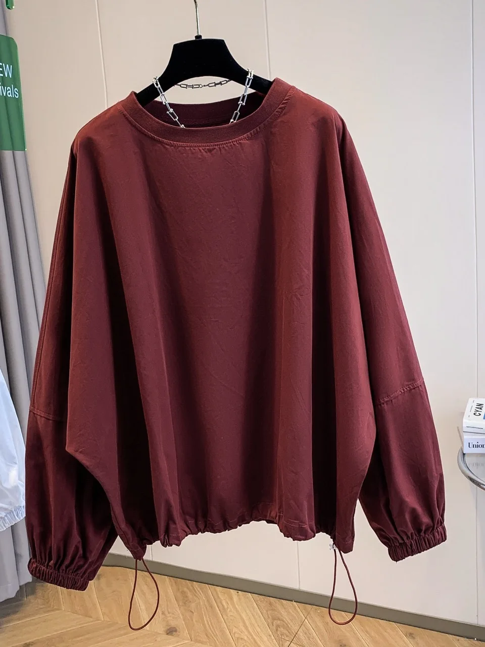 

Simple Faion Oversized Sweatirt round Ne Batwing Sve Patchwork Color Loose Top for Women Autumn New Arrival