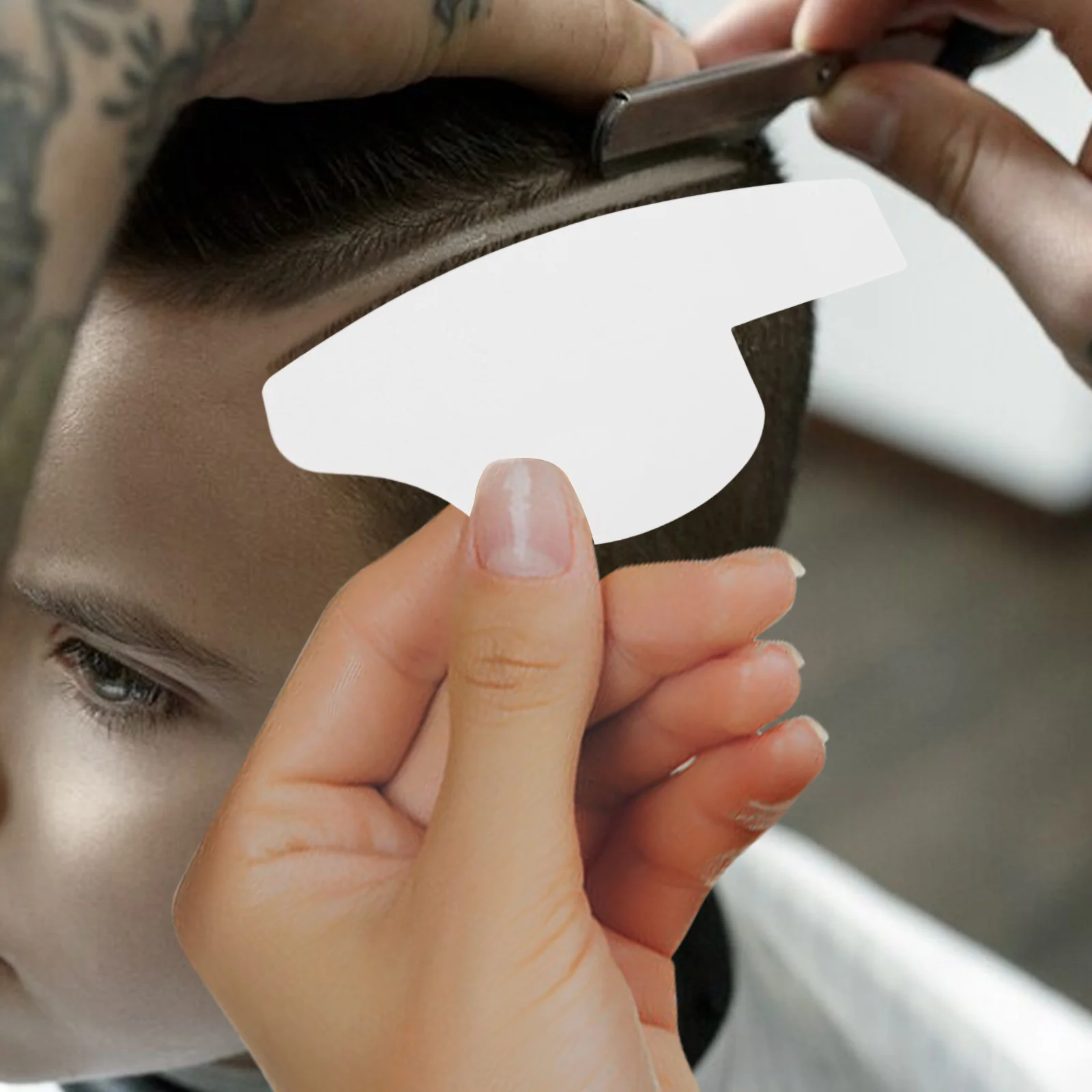

Card Professional Barber Tool Styling Versatile Design Sharp Natural Hairlines Home Use