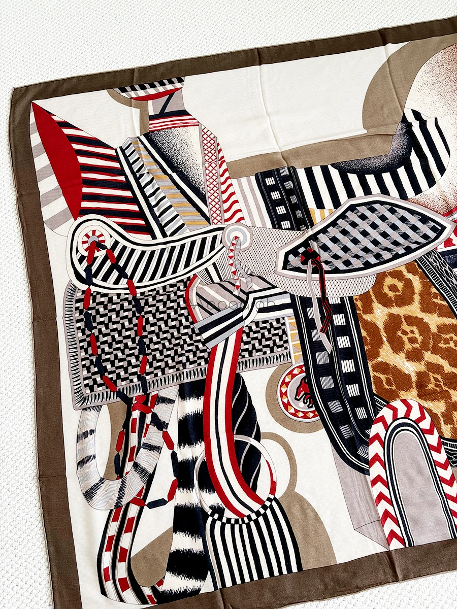 Winter Large Scarf Luxury Shawls Stole Rolled Edges Bandana Neck Head Clothing Decoration Designer Stole 135