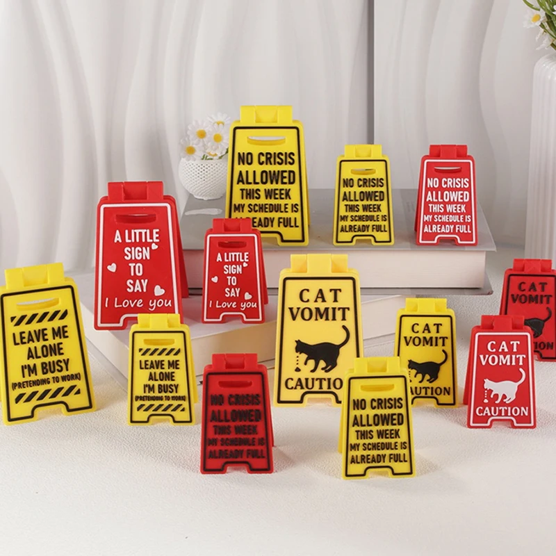 SI1PC new abs New Funny Cat Vomit Sign Bright Yellow Gift Dog Vomit Sign Yard Signs Wall Hanging Ornament