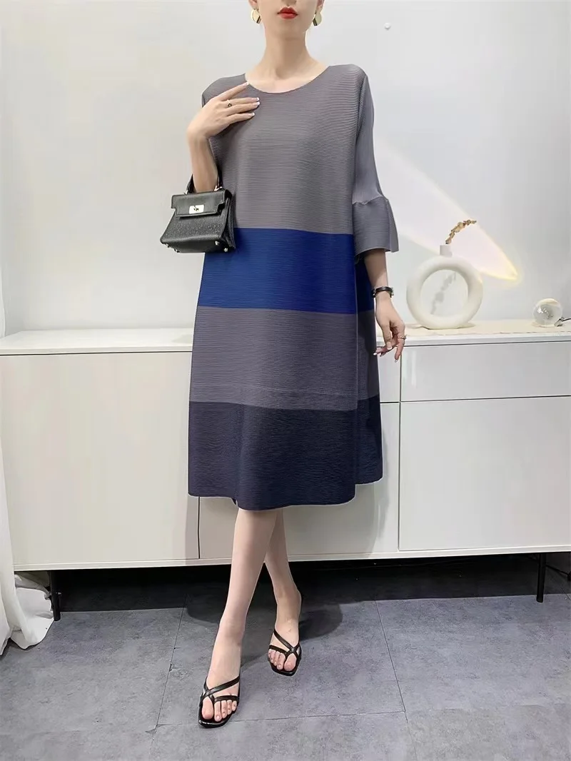 2024 spring/summer pleated dress women loose color contrast seven-point sleeve plus-size women's wear