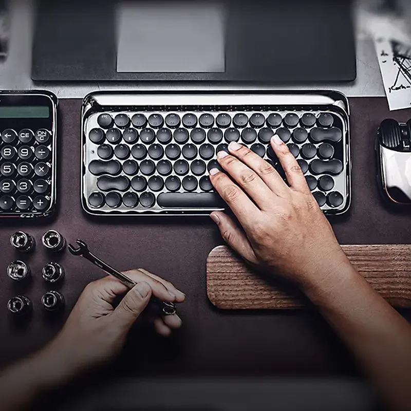 Wireless bluetooth mechanical keyboard mouse calculator multi-function set