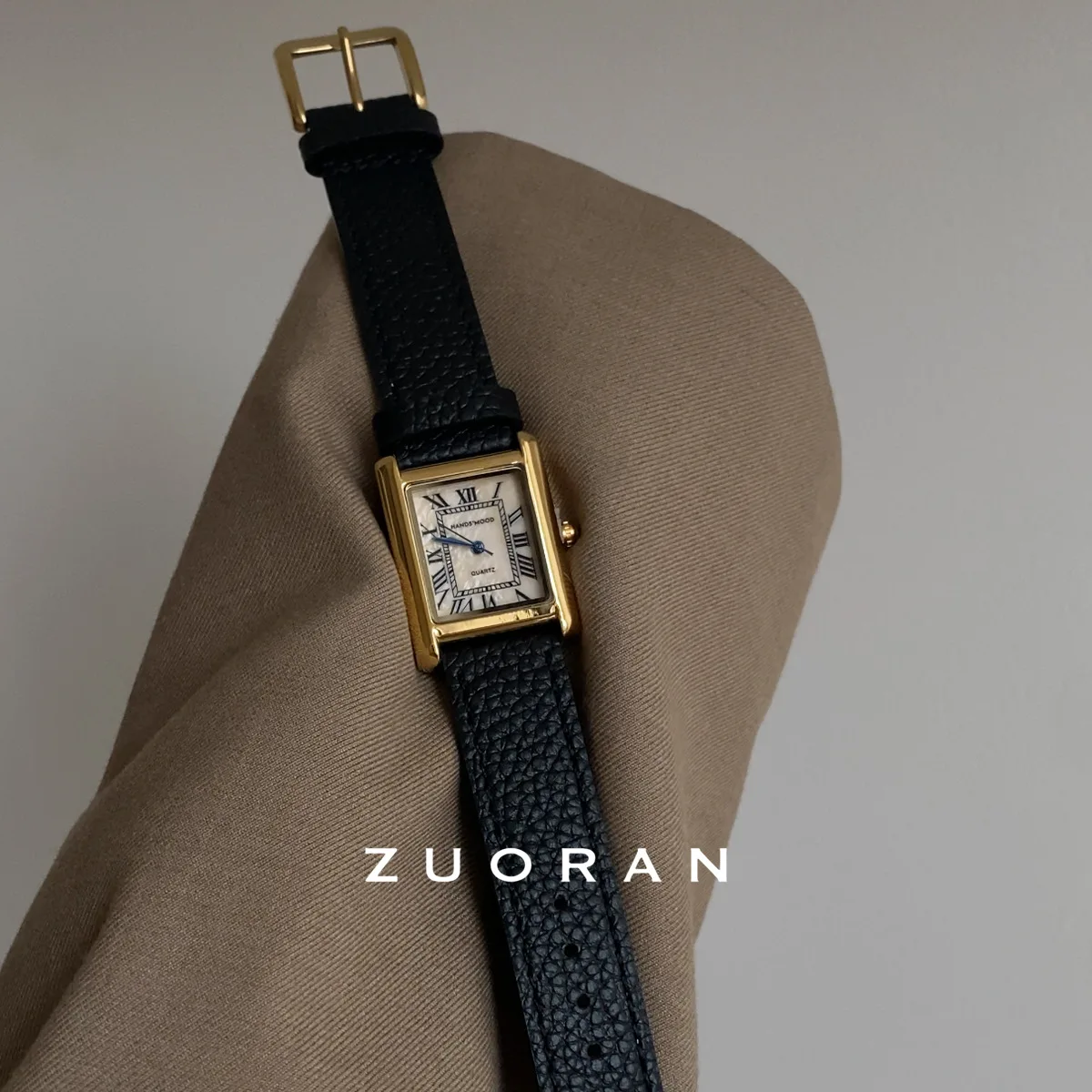 ساعة نسائية أنيقة، شكل مربع مع قرص ذهبي من عرق اللؤلؤ، تصميم عتيق وأنيق، مثالية كهدية عيد ميلاد. #3