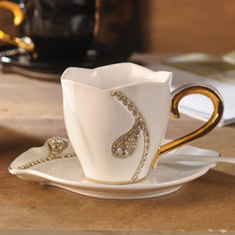 

Luxury Nordic Coffee Cup Set Funny European Creative Ceramic Afternoon Cup Coffee Mug Personality Ceramic Cup Drinkware