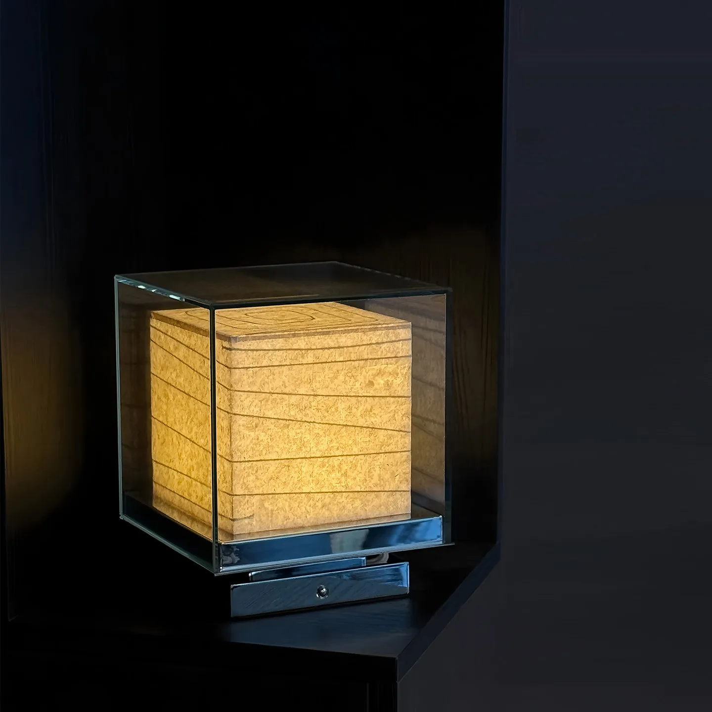 Ji Yutang Hotel Designer Desk Lamp for Study Room, Bedroom, Bedside, Corridor, Desk, and Cafe - Japanese-style Charging Night Li