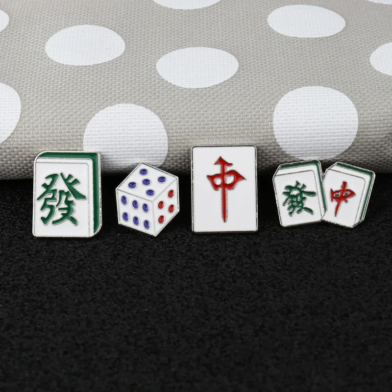 Mahjong Chinese Game Metal Badge Brooch Enamel Pin for Women Men Jackets Hat Lapel Pin Fashion Jewelry