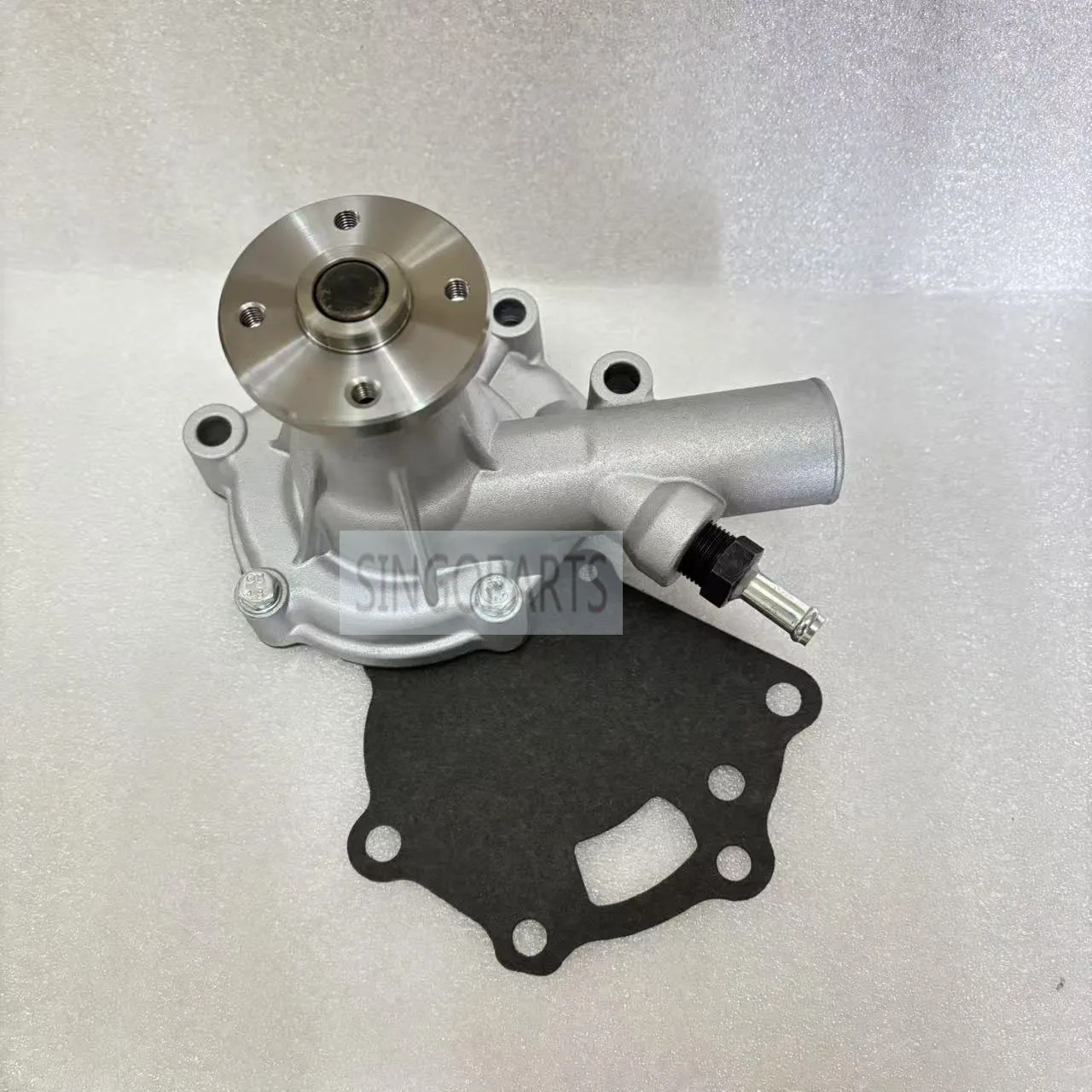 

1273085 C91 1873734 Водяной насос двигателя подходит для международных тракторов Case-IH Bolens More Models