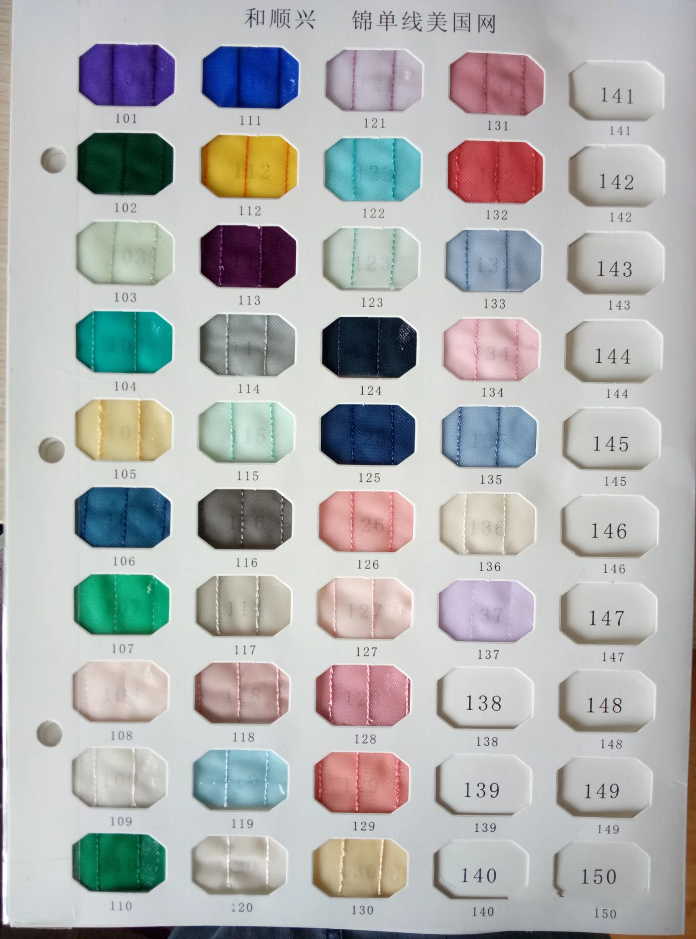 ชุดราตรีสีเขียวคอวีลึกทรงเอไลน์ยาวกรอมพื้น ดีไซน์หรูหราสำหรับงานพรอม งานเลี้ยง และงานพิธีการต่างๆ