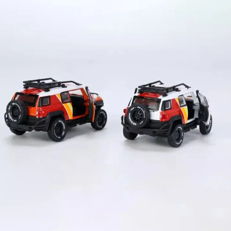 BMC Scala 1:64 FJ Cruiser 2015 TYT Modello di auto di simulazione in lega Collezione statica Decorato Regali di festa Giocattoli Regalo souvenir