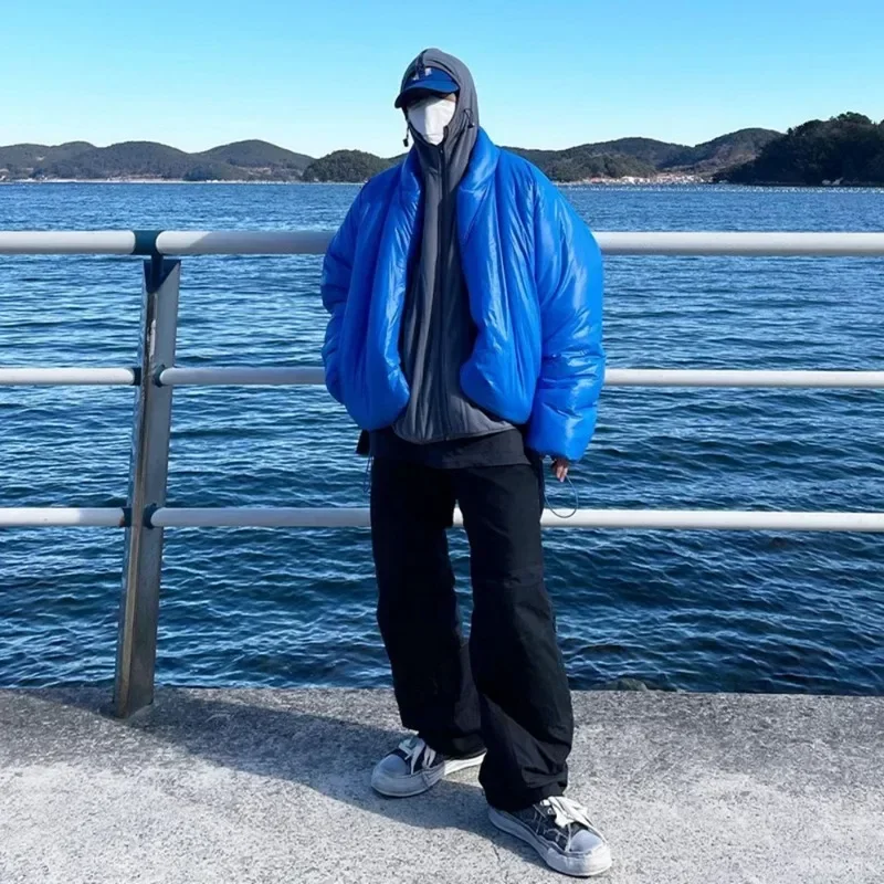 24ss blau kanye puffer jack parkas frauen einfarbig samt verdicken halten warm unten jacken männer übergroße mäntel