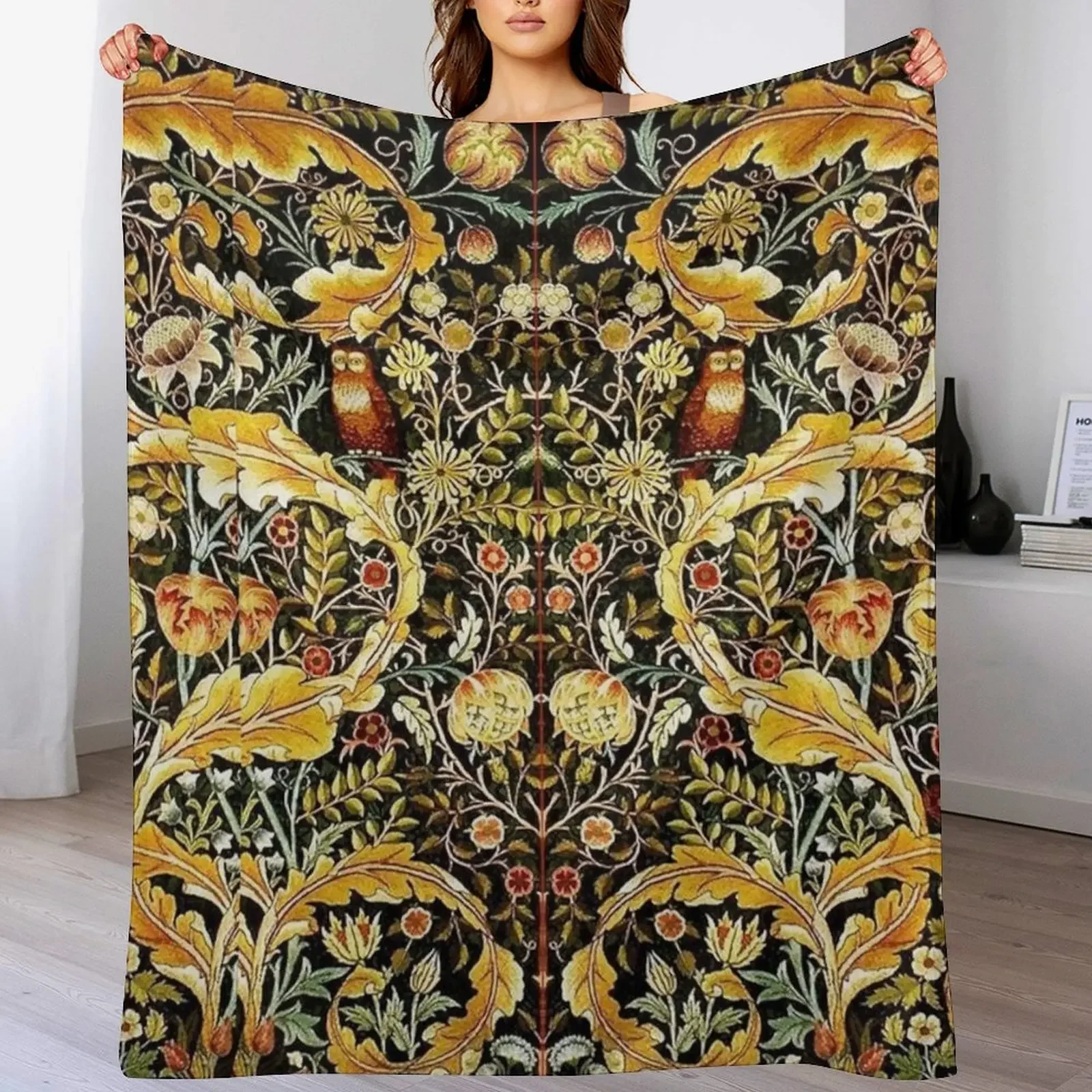 OWL ON ACANTHUS LEAVES AND FLOWERS Yellow Brown Floral Throw Blanket Breathable Lightweight Blanket for Adults Kids