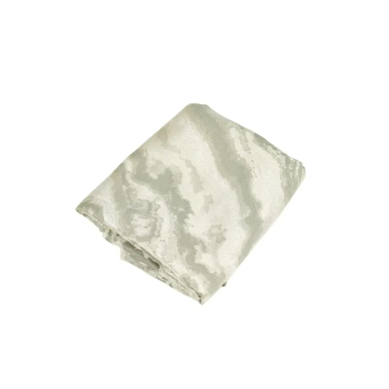The pendant new Chinese-style silver-white irregular tie-dyed jacquard fabric suit is a handcrafted by Hanfu designer