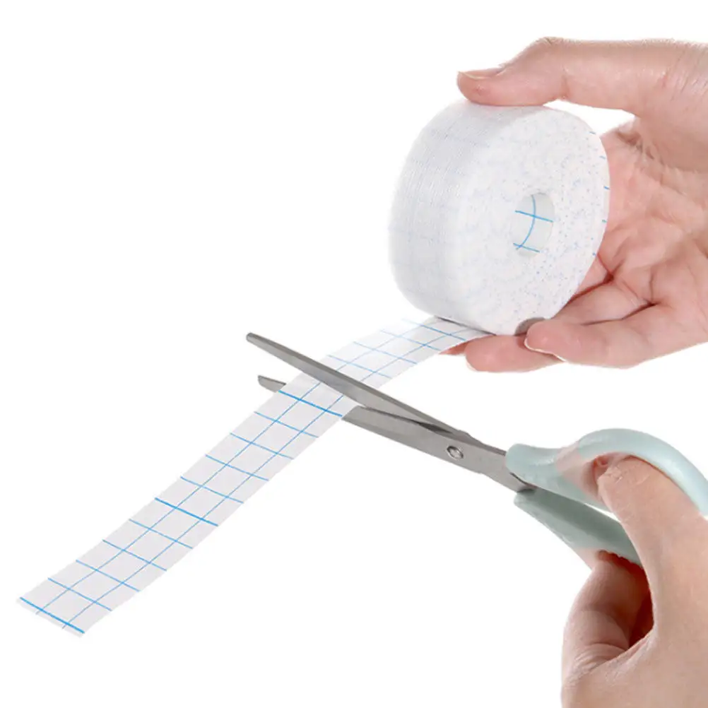 

2 шт. (2 рулона) впитывающие пот наклейки-вкладыши из нетканого материала для воротников, рубашек, головных уборов, футболок, белые, для защиты от пота