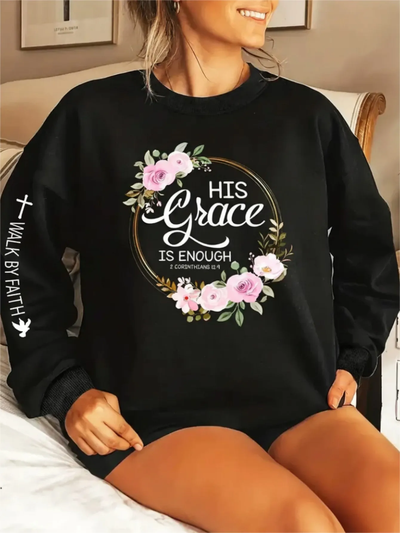 

Те же черный свитер для мужчин и женщин – теплый и удобный хлопковый джемпер и стильный повседневный топ, подходящий для Хэллоуина.