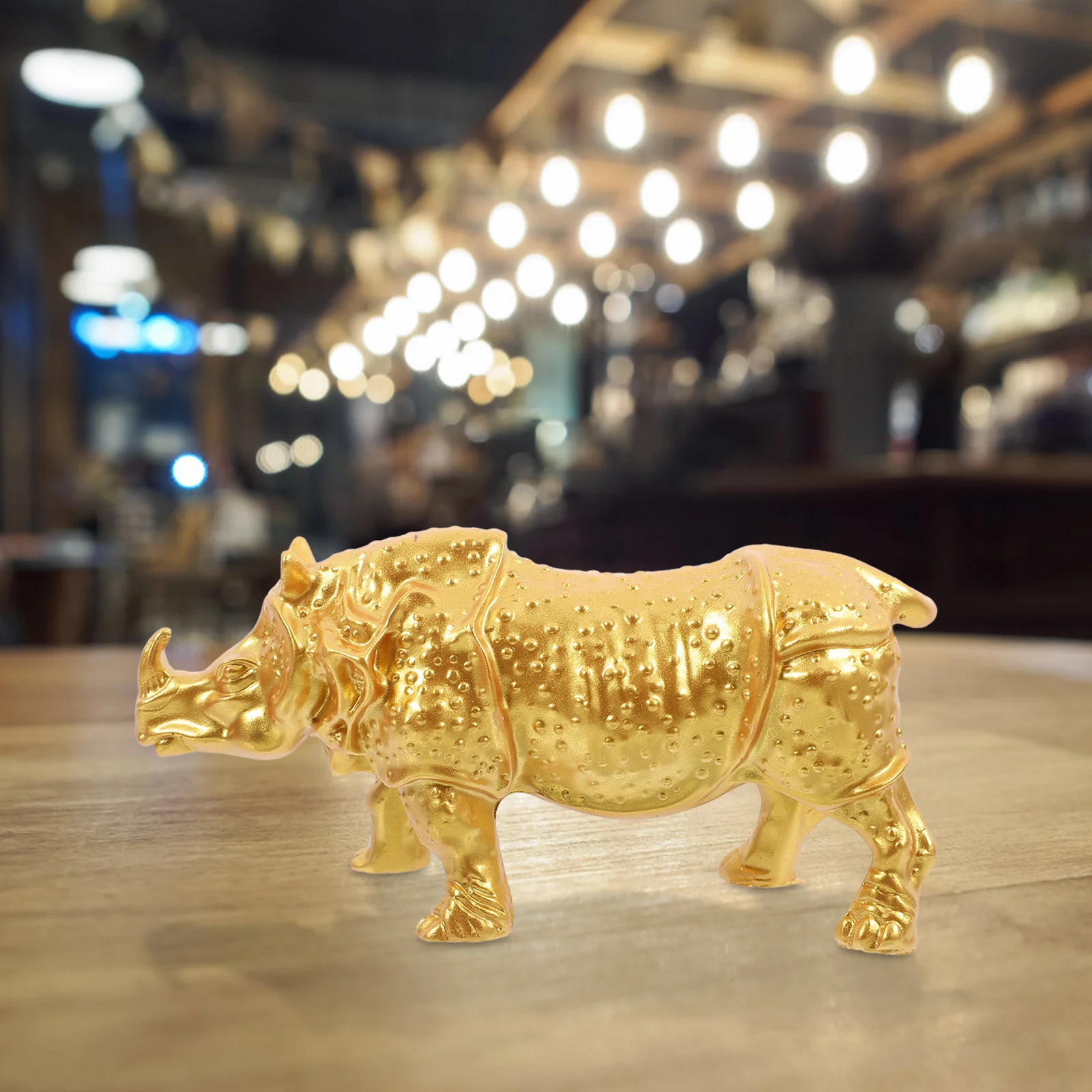 

Golden Small Rhinoceros Statue Resin Compact Vintage Animal Desktop Decoration Small Rhinoceros Statue