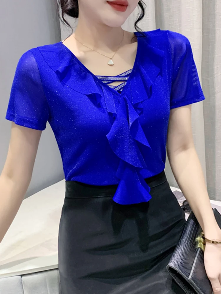 Nouveau T-shirt d'été sexy à col en V pour femme, coupe ajustée, élégant, avec dentelle tendance