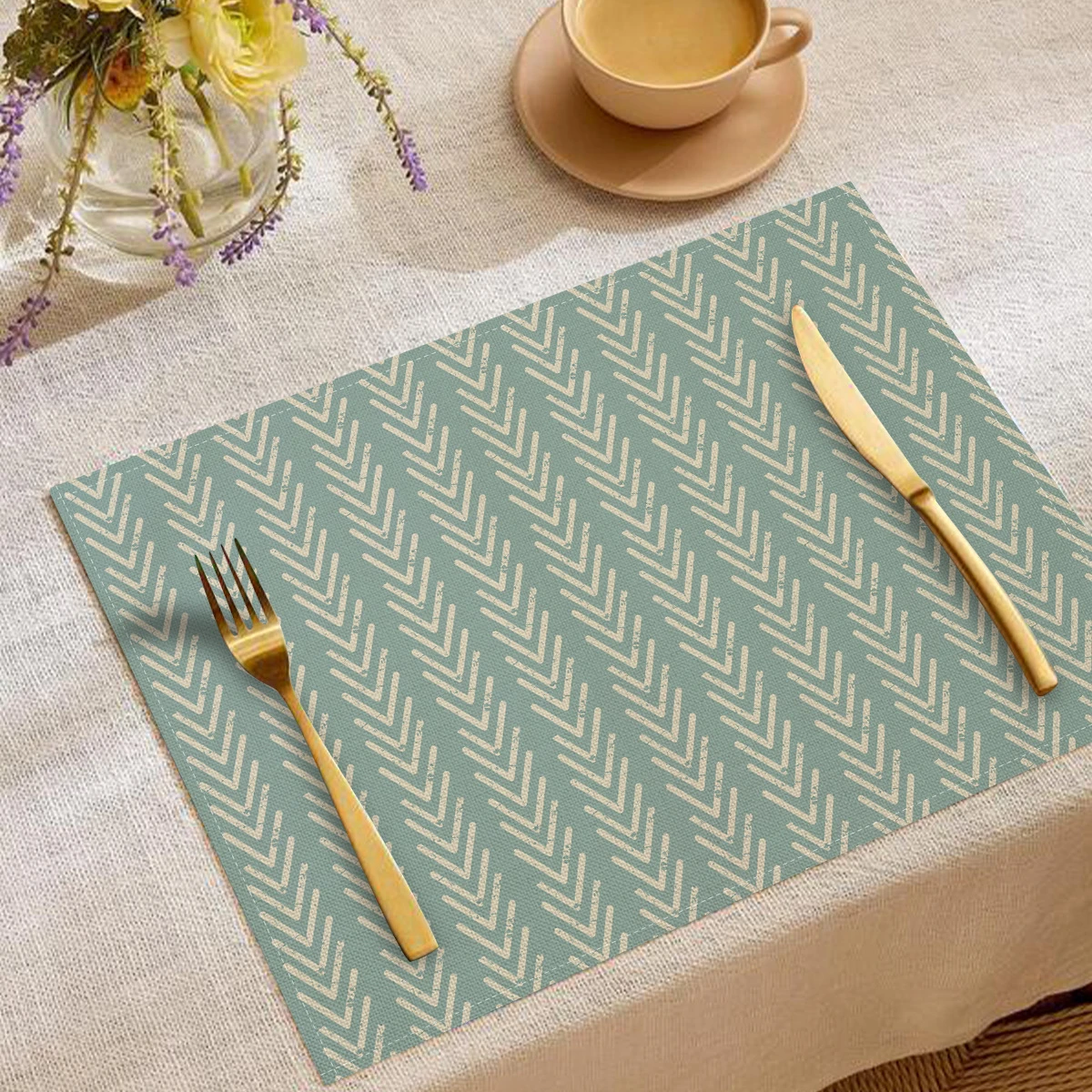 VIKAMA Colorful & Fan Placemat, Washable Heat Resistant Placemat for Dining Table Kitchen