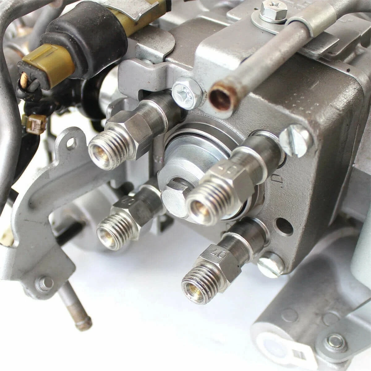 Excavator Part 4M40 4M40T Diesel Fuel Injection Pump ME201697 For Mitsubishi Canter Engine