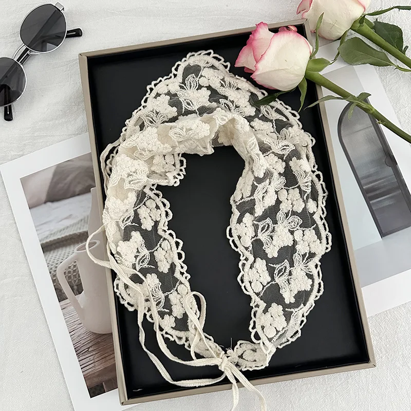 

Lace triangle scarf women's high-quality flower waist tie layered butt cover travel photo atmosphere headscarf