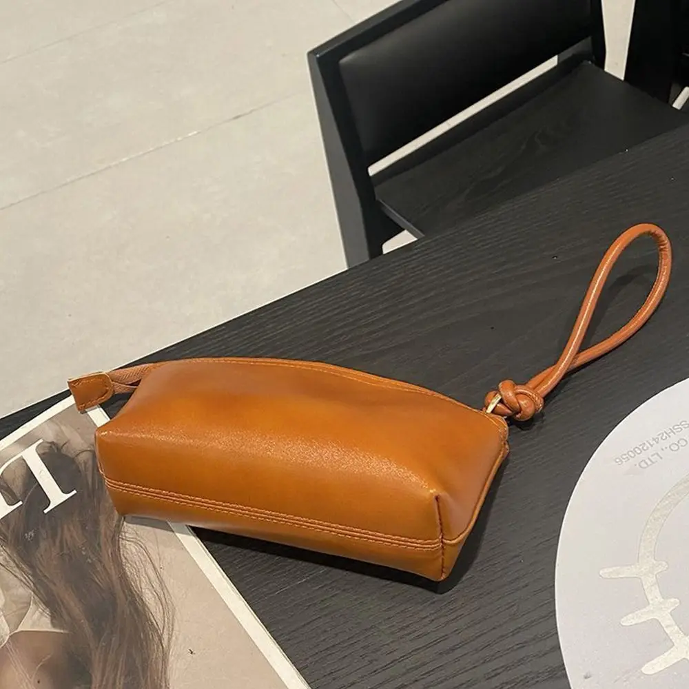 Large Capacity Vegetable Tanned Leather Handbag Simple Design Lightweight Mobile Phone Bag Light Luxury Wrist Coin Purse