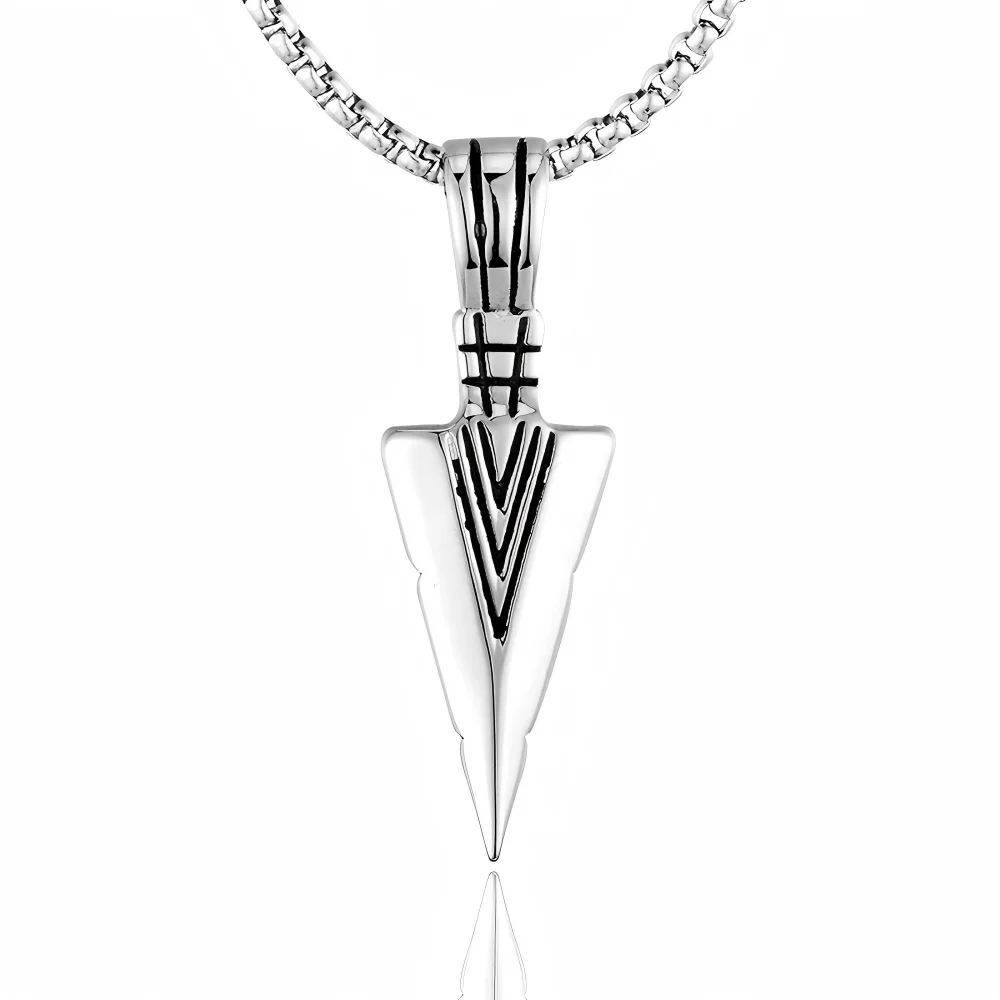 Stylish Men's Triangular Spearhead Necklace – Vintage Metal Arrow Pendant with Pearl Chain
