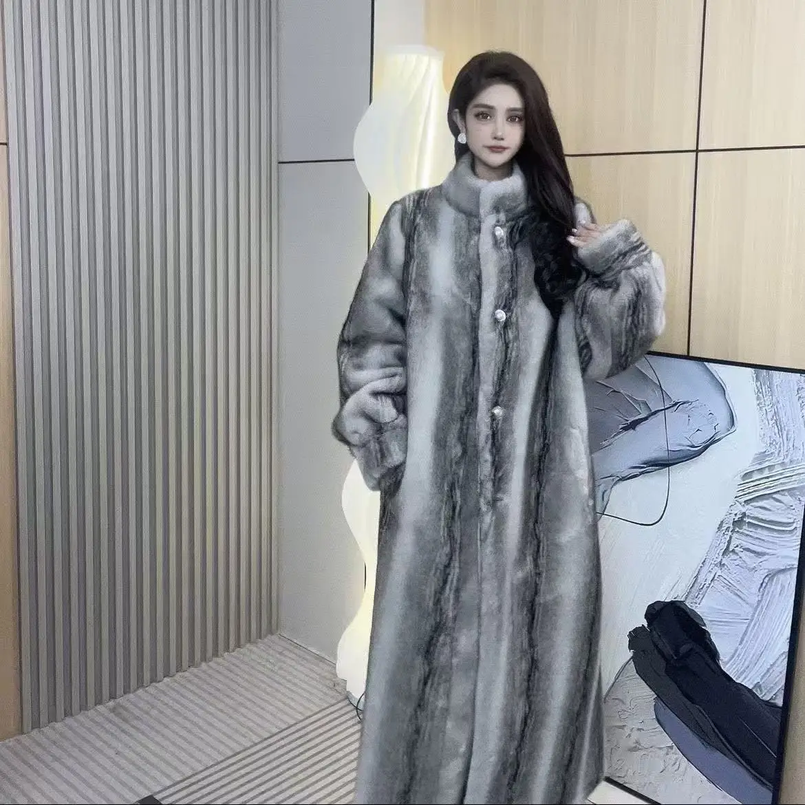 秋冬新作ミディアム丈フェイクオッターコートヴィンテージヘップバーンスタイルエレガントレトロ中年女性ファッションアウター