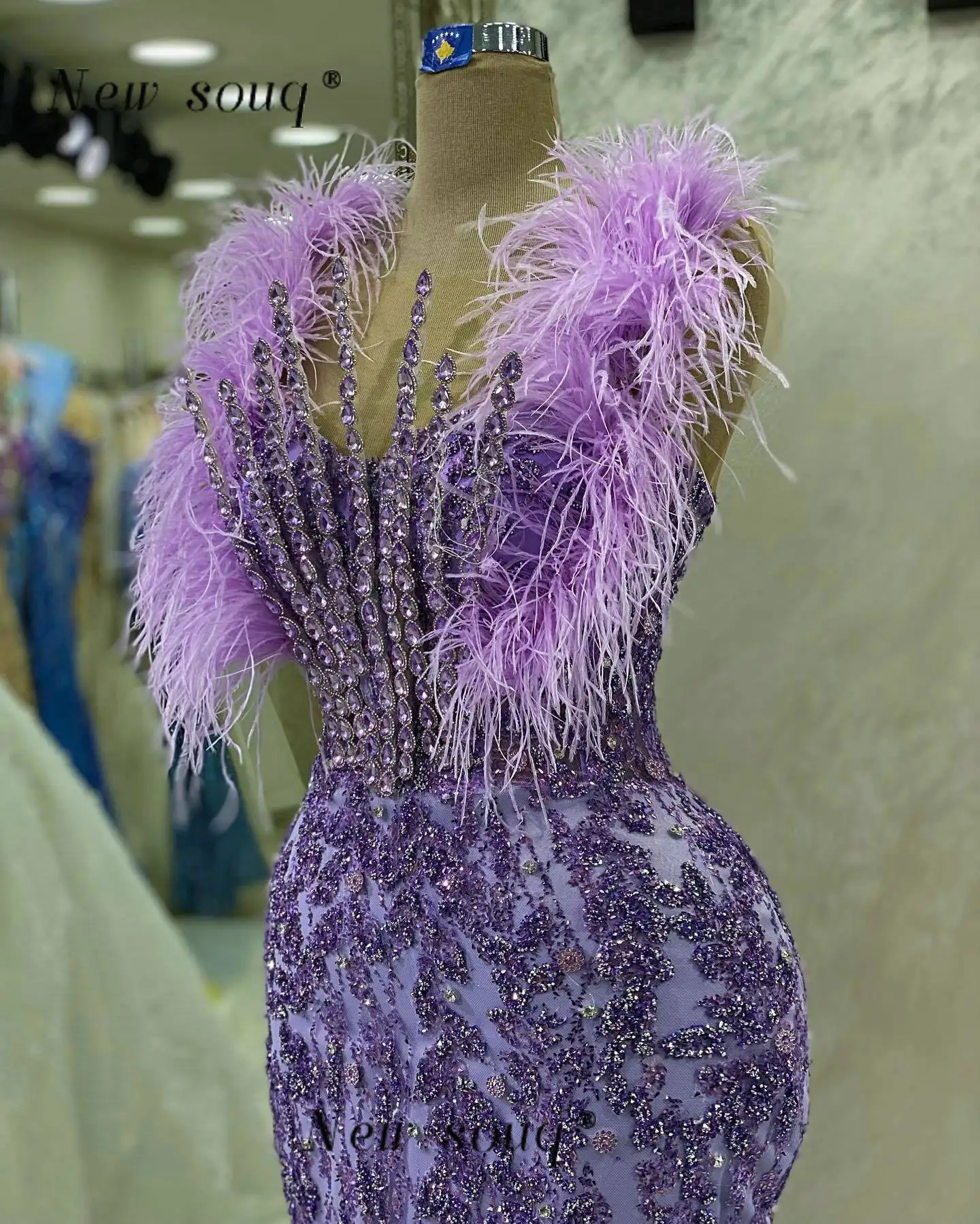 فساتين سهرة طويلة حورية البحر بكريستال أرجواني بدون أكمام لامعة مطرزة بالترتر فساتين رسمية لحفلات الزفاف 2023