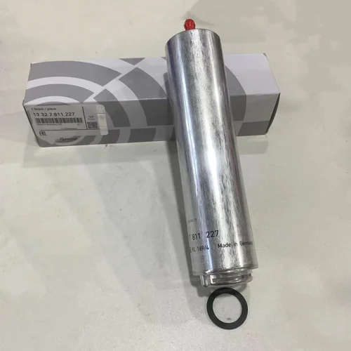 Imagen 1 del producto Kit de filtro de combustible OEM 13327811227 para BMW E46 E60 E61 E66 E70 E71 E81 E83 F02 F07 F10 F11 F15 F16 118d 520 730 X3 X5 MINI F55 ~ F61