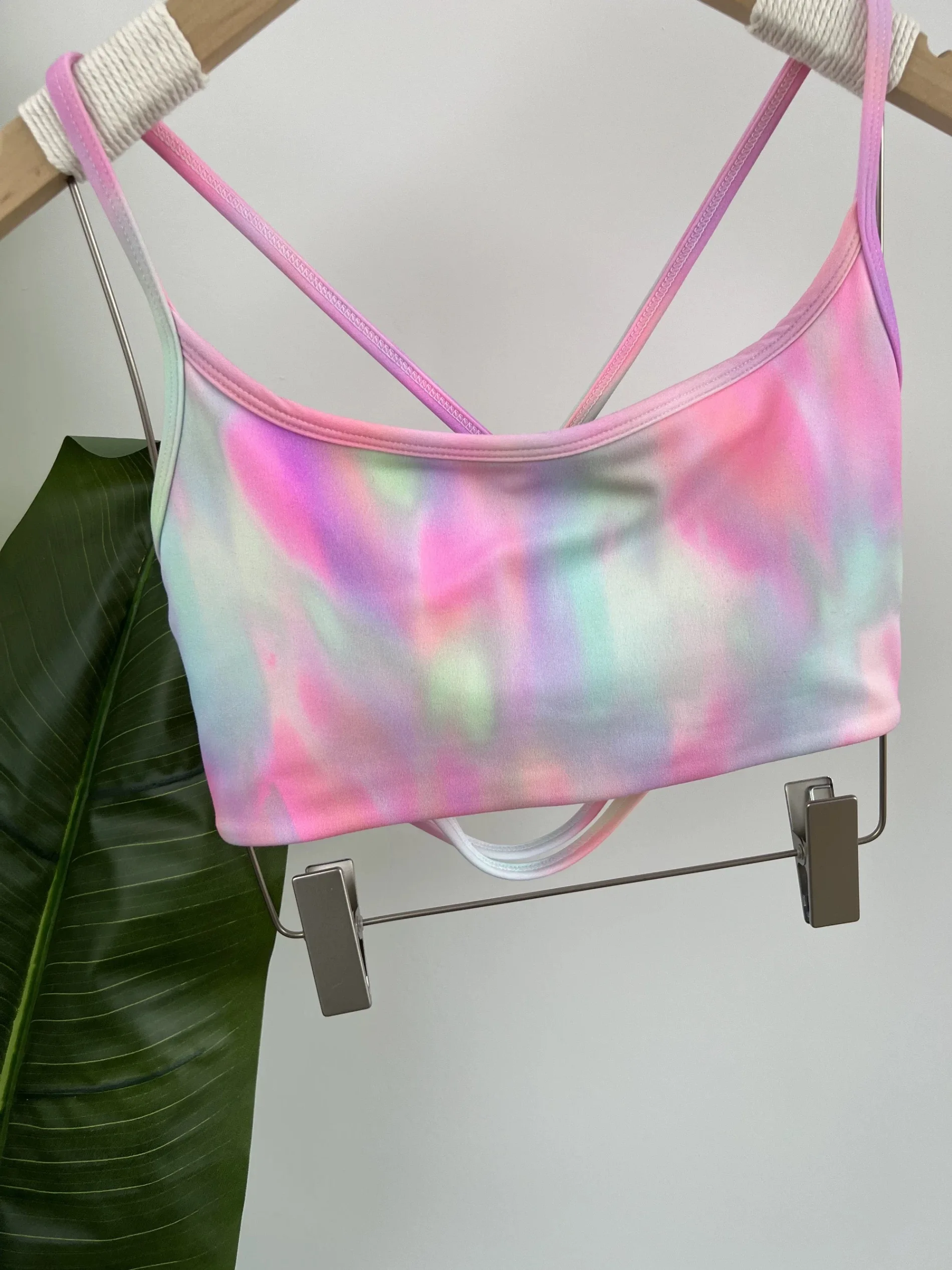 Damen-Sport-BH mit überkreuztem Rücken, stoßfest, gerafft, sexy Gym-Lauf-BH, Sommer-Yoga-Weste, bequeme Outdoor-Fitnesskleidung – Detail 9