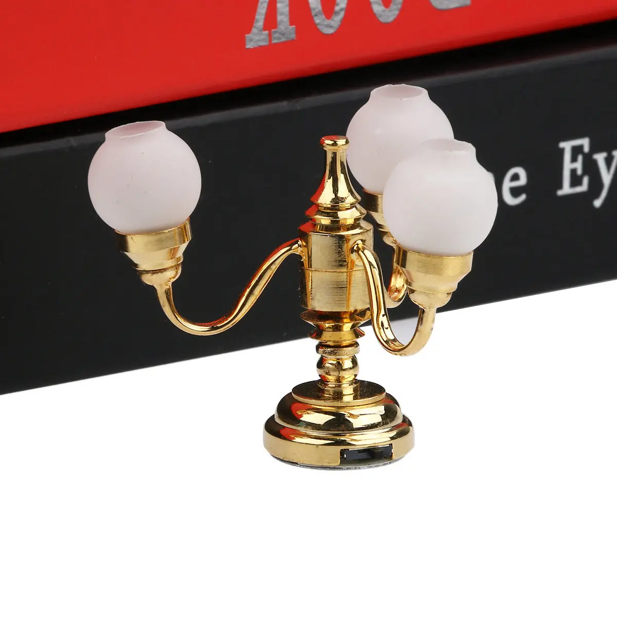 

Mini 3-Arm LED Ceiling Light Built-in Button Battery Energy Efficient Semi-Transparent Shade on Magnetic Tape