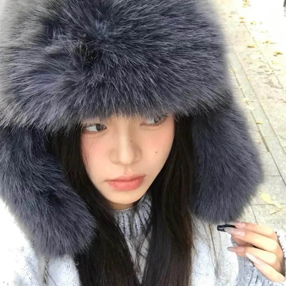 الفاخرة الروسية فو الفراء قبعة النساء Ushanka شتاء دافئ الثلوج منفذها قبعة الموضة أفخم فروي إيرفلاب الصياد القبعات الإناث بيني