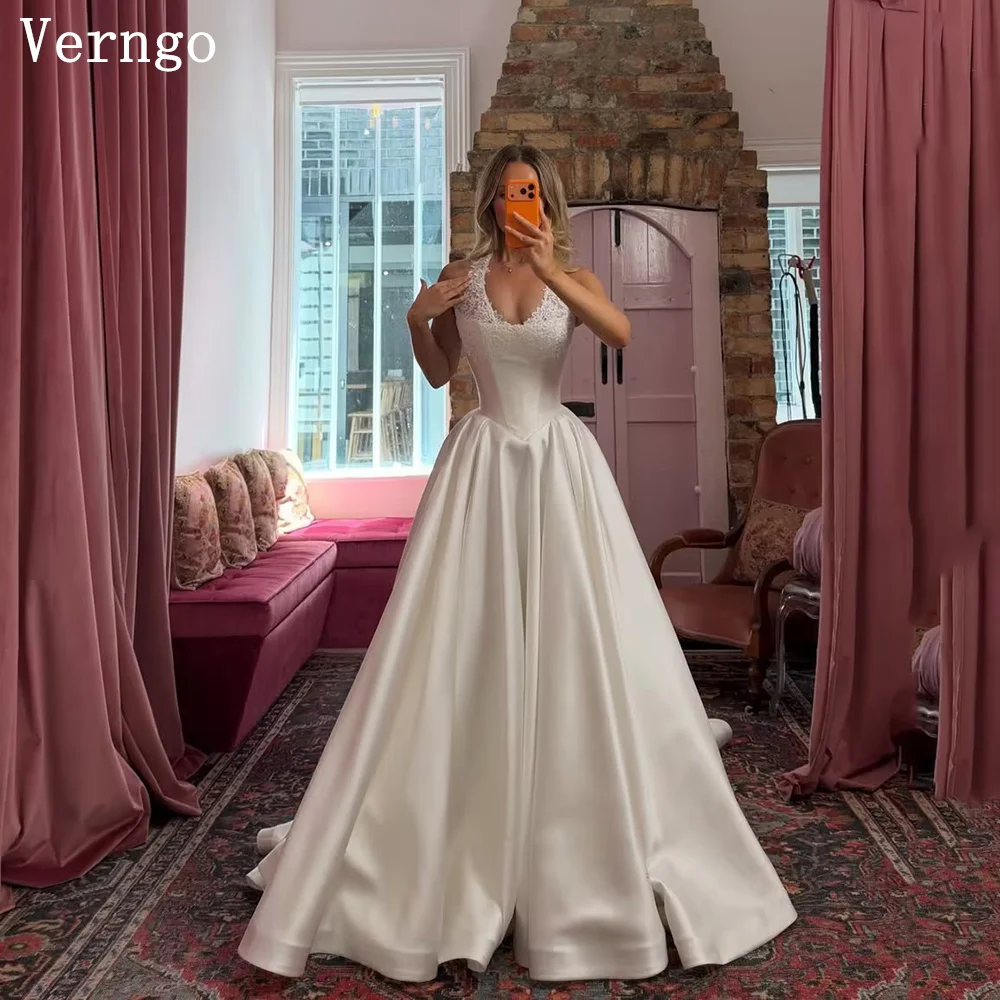 

Verngo Beach Appliques Wedding Dress Halter A Line Apploques Bridal Gowns Maxi Modern Corset Bride Dress Customized