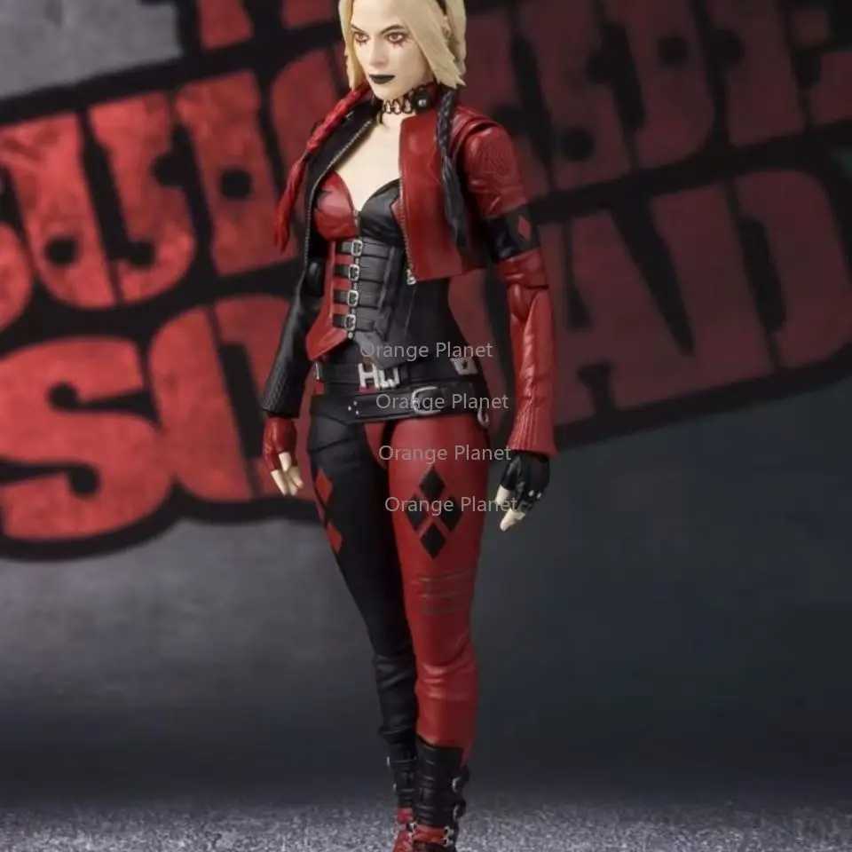 In Stock Bandai S.H.Figuarts Harley Quinn The Suicide Squad Articulated Action Figure Model view 3