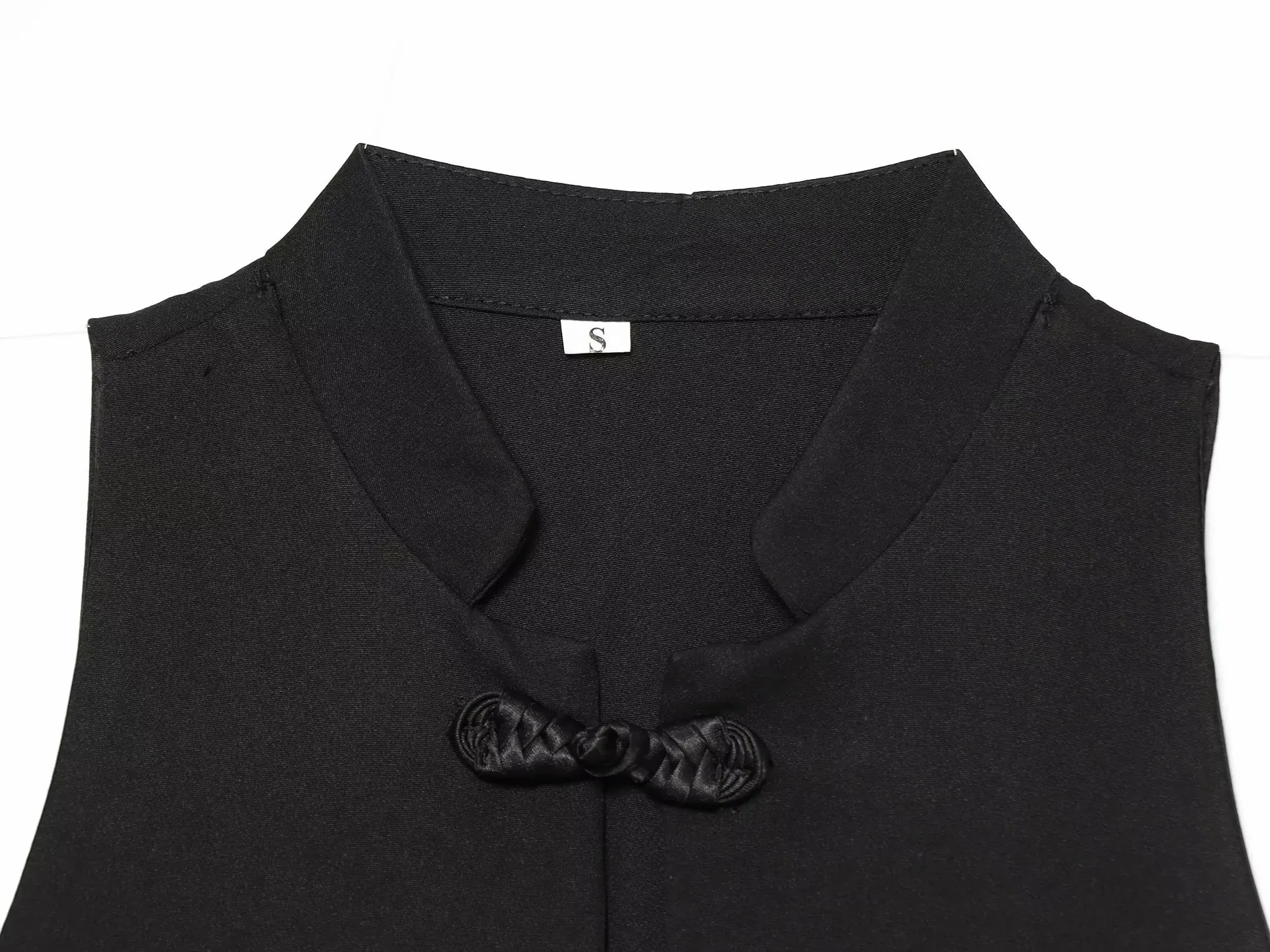 Damen-Top mit Seil-Knoten-Schnalle, Sommer-Outfit für Damen, neues ärmelloses Oberteil mit hohem Kragen, lässige Mode, schmal geschnittenes Damen-Top im chinesischen Stil – Detail 8