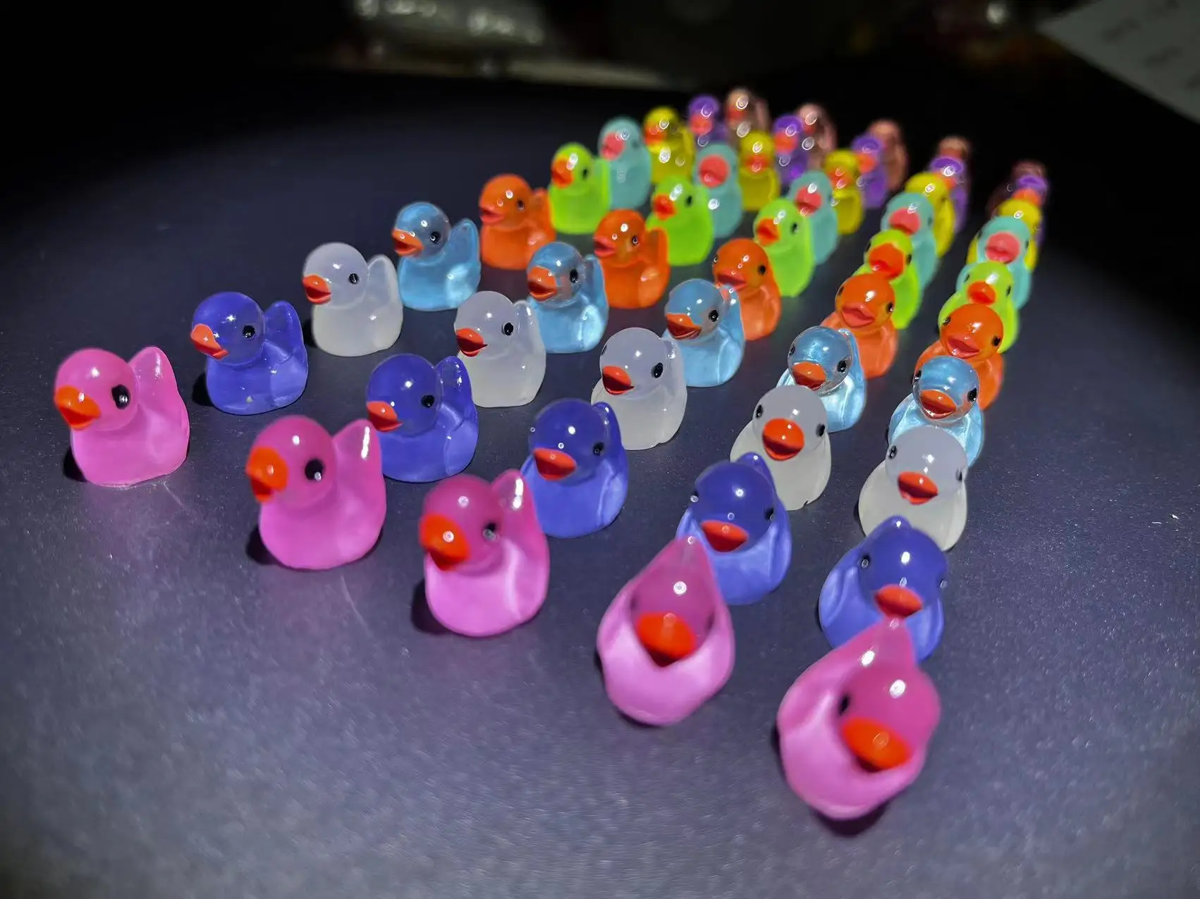 50PCS Colourful Mini Ducks Glow At Night Miniatures Fairy Garden Decoration Fluorescent 10 Colour Duck Home Decor Accessories