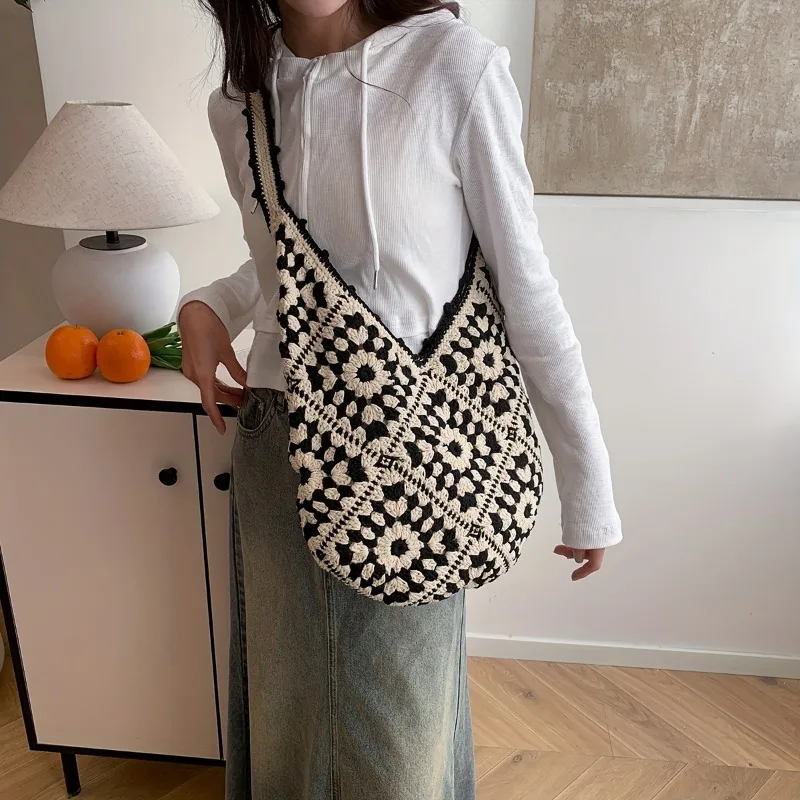 

Tote Bag Black White Geometric Pattern Spacious Shoulder Bag with Magnetic Closure Perfect for Casual Outings Vacation Style