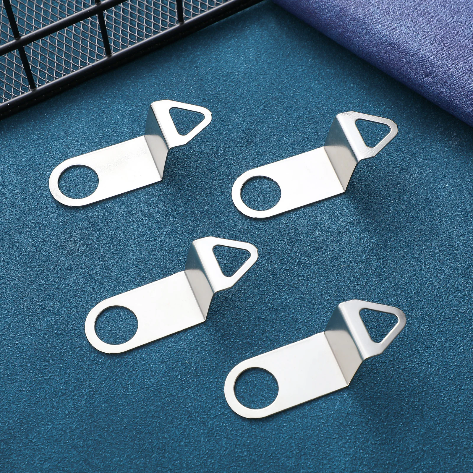 

4pcs Metal Replacement Hook Thickened Wall Hanging Hardware For Office Classroom Living Room Mounting Bracket Clock Mechanism