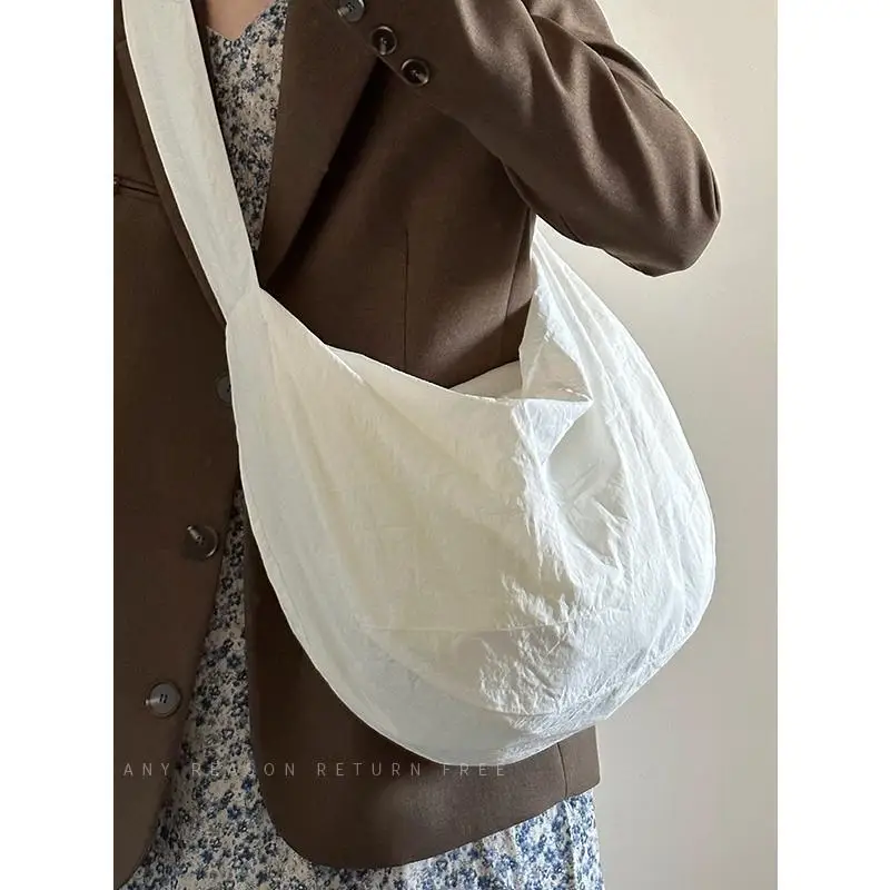 Trendy Fashionable Shoulder Bags Wrapped with Dyed Nylon Canvas Bag Large Capacity Single Shoulder Crossbody Hobos Bag