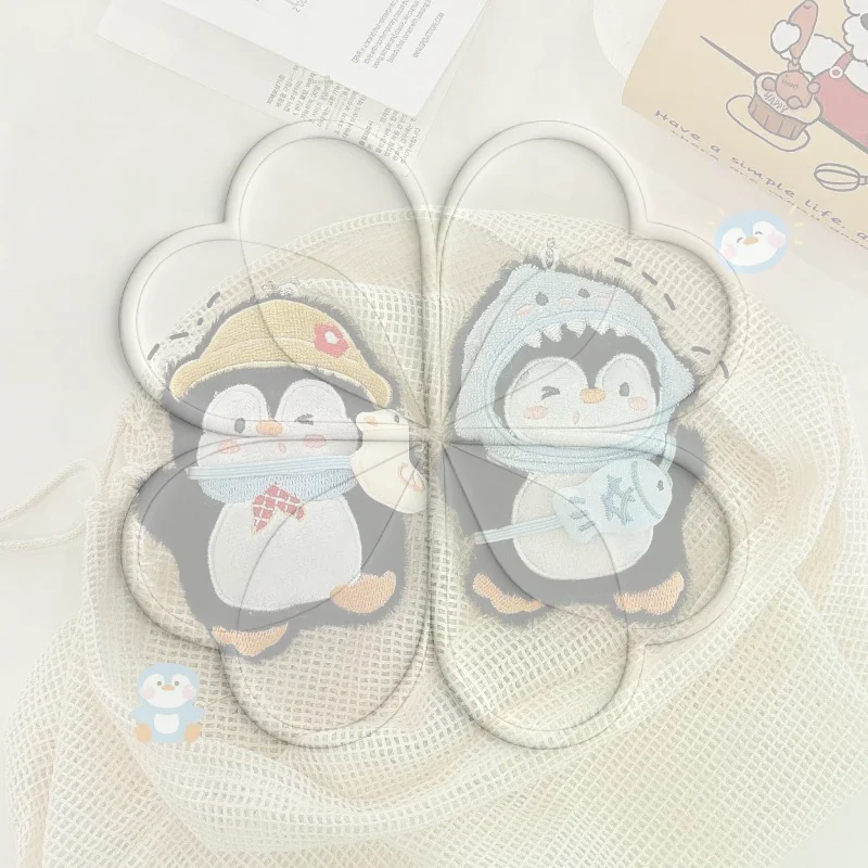 Adorable Cartoon Plush Penguin Keychain Soft Stuffed Doll Pendant Mini Bag Charm for Kids Birthday Party Favor