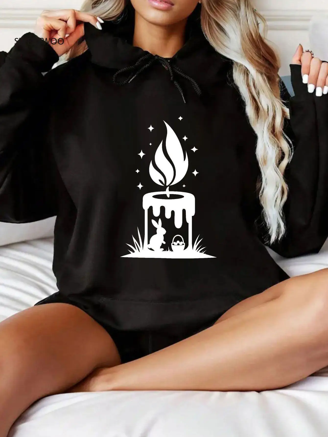 

Женская черная толстовка с графическим рисунком свечи — уютный пуловер свободного кроя на осень и зиму, повседневная стирка в машине