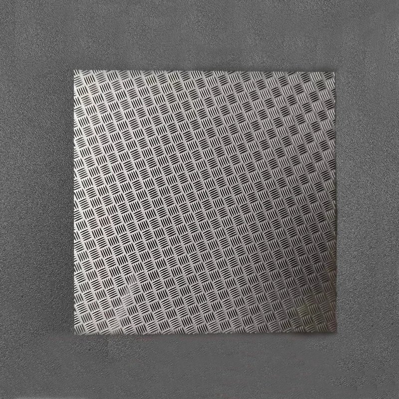 1PCS Stainless Steel Anti-slip Patterned Plate 100x100mm Etched Sheet Simulation Vehicle Modification Accessories for RC Car