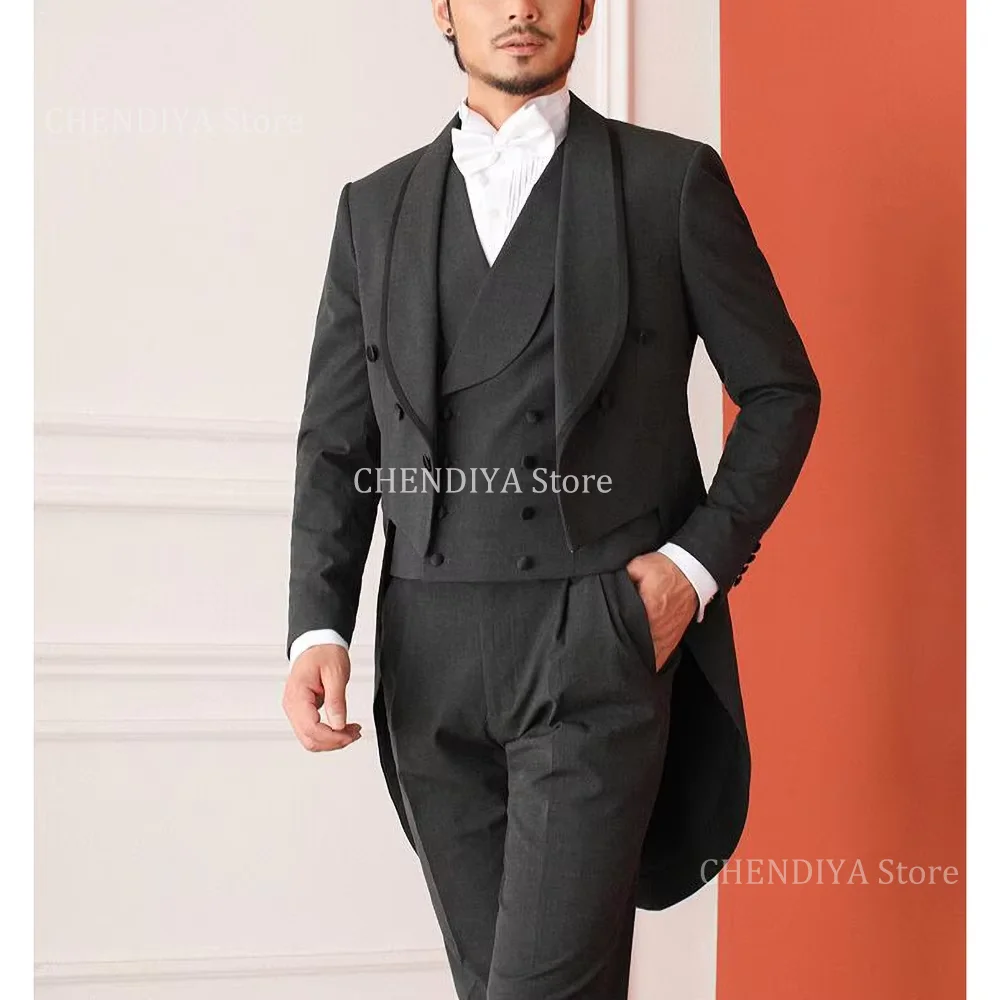 

Chic Black Suits For Men 3 Piece Casual Slim Fit Men Outfit Formal Prom Wedding Tuxedos Groomsmen Best Man Blazer Vest Pants