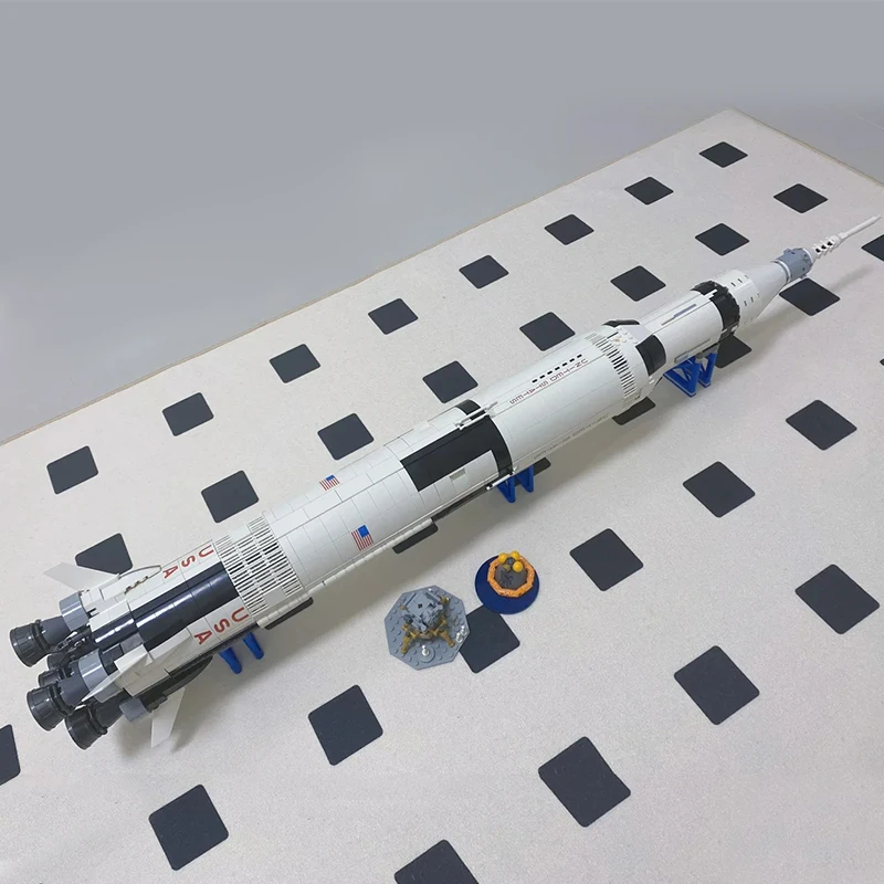 In Stock Apollo Saturn V Building Blocks Space Rocket Building Blocks Toys Decoration Birthday Christmas Gifts