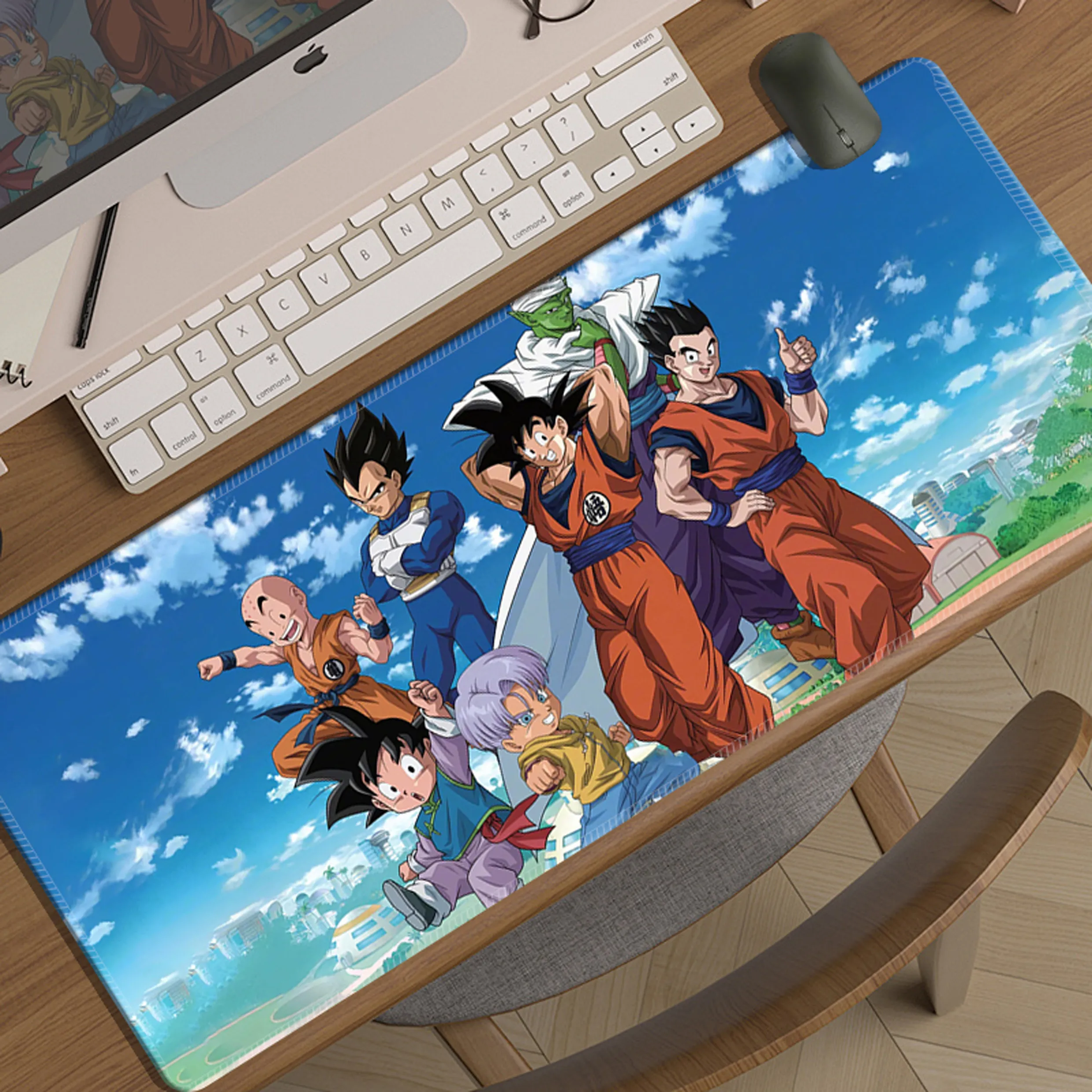 Übergroßes Zweidimensionales E-Sport-Spiel Computer-Tastaturunterlage Büro-Schreibtischunterlage Cartoon-Animation Dragon Ball Mauspad