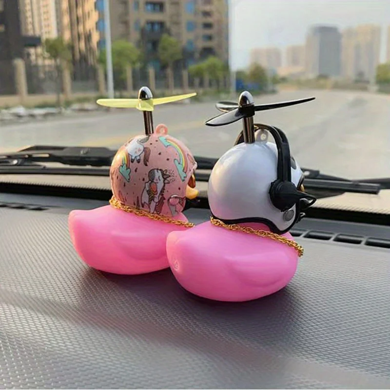 1PC Bike Car Cute Pink Rubber Squeeze Duck with Propeller Helmet Motorcycle Decoration Auto Bicycle Bell Ducks Decor Ornament