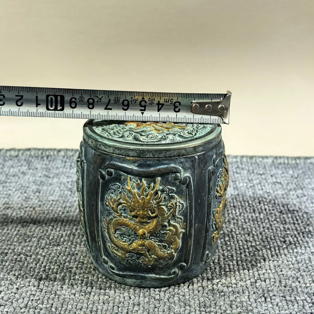Pure copper gilt relief four sea dragon can ornament, tea washing ornament handicraft ornament weighs about 530 grams
