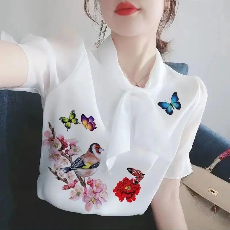 

2024 New Summer Commuting Fashion Elegant Versatile Blouses Loose Blous epuff Sleepscarf Collar Printed Bow Women's Shirt Top